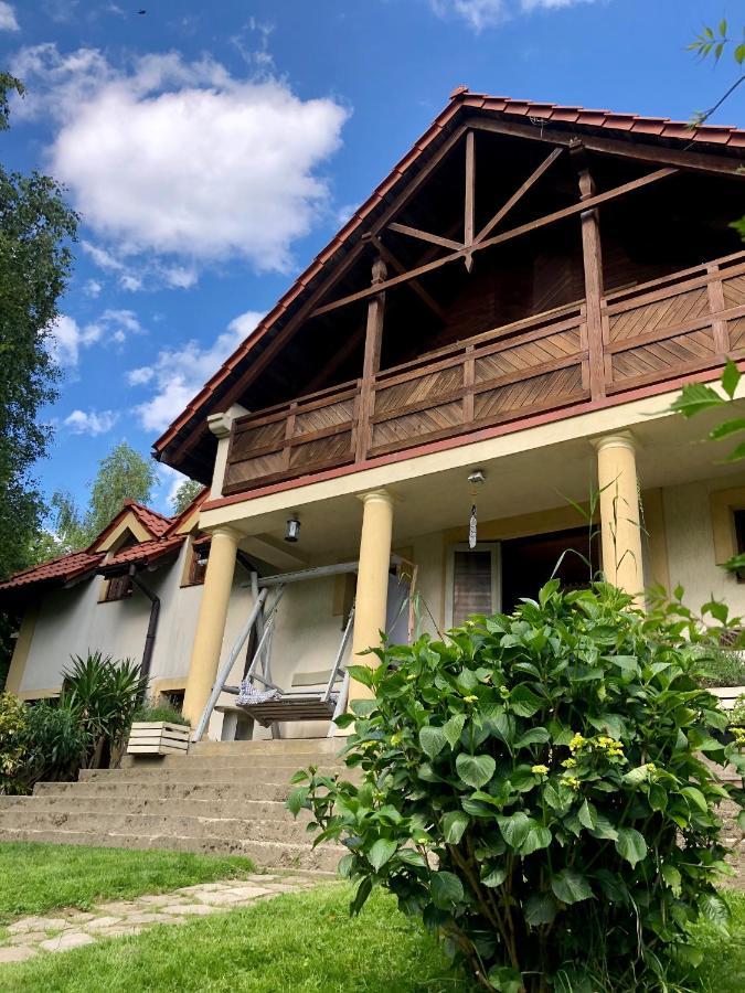 Modryna Ranczo Bed & Breakfast Крашичен Екстериор снимка