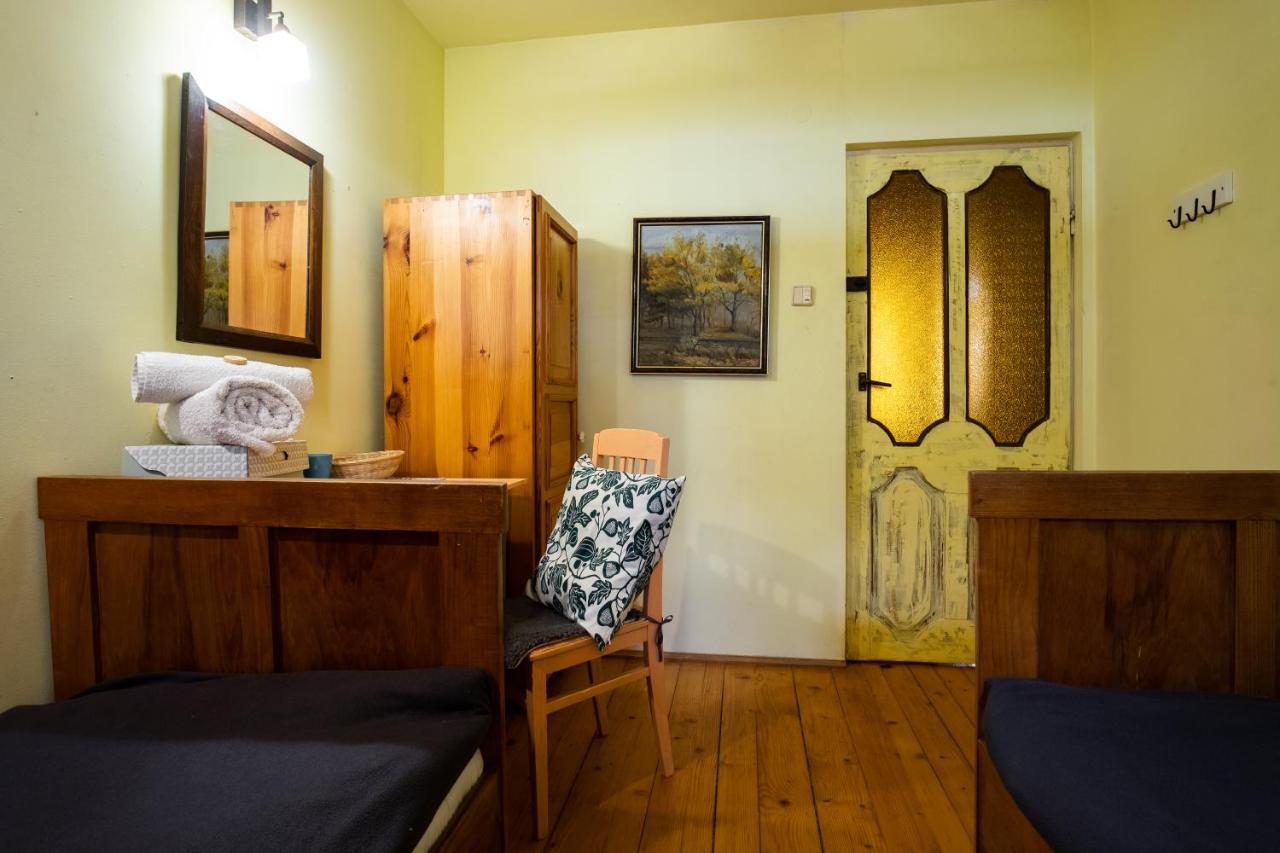 Modryna Ranczo Bed & Breakfast Крашичен Екстериор снимка