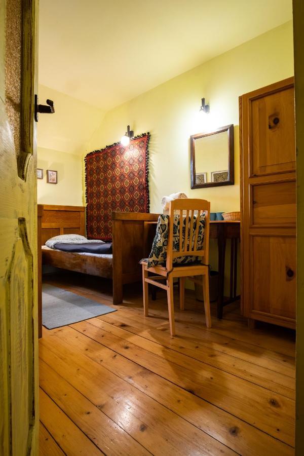 Modryna Ranczo Bed & Breakfast Крашичен Екстериор снимка